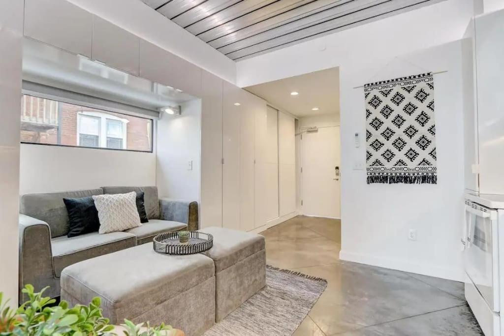 Kcm Mikros Smart Apartments 7 克里夫兰 外观 照片